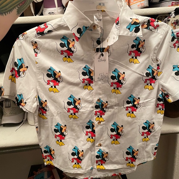 Disney Tops - Womens disney button down